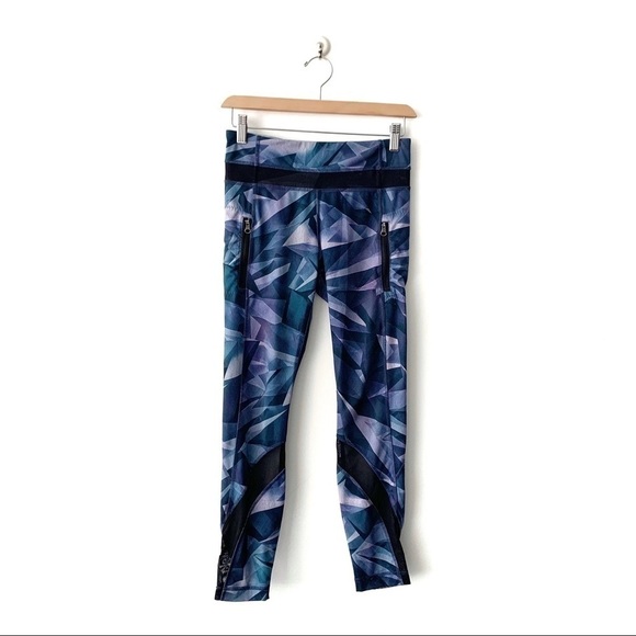 LULULEMON | Inspire Tight II Pretty Prism Black 4 - Picture 7 of 13